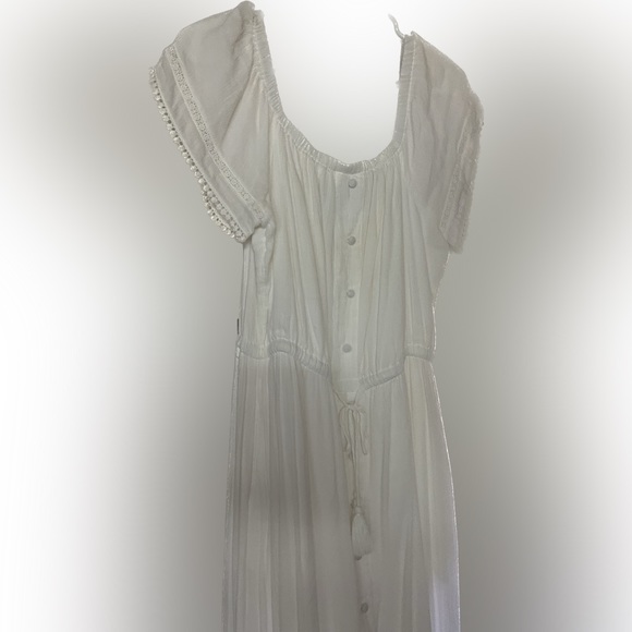 White I.N.C. dress in Large. - Picture 2 of 2